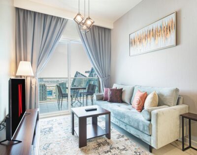 High Floor Cozy 2BR With Canal View